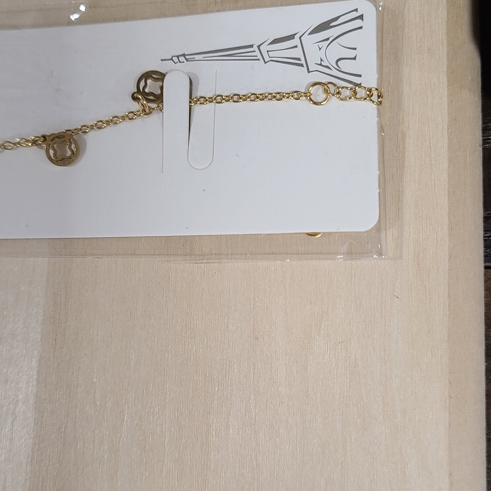 💛💛NEW💛💛 CUTE!! 18kt Gold Plated over SS Hollow Cut Clover Bracelet - Picture 12 of 16